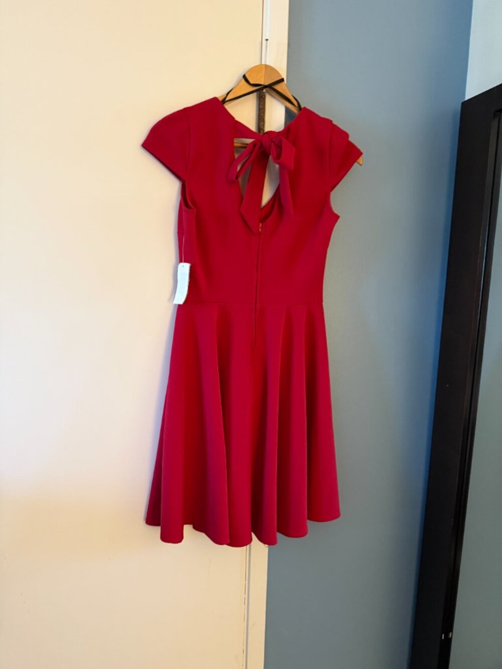 NWT B. Darlin Red Short Sleeve Bow Tie Back Mini Dress - Picture 5 of 9